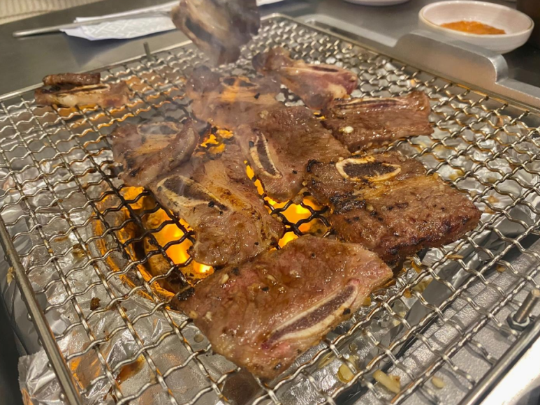 영삼이네우정소갈비루원시티점 이미지
