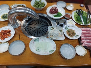 김태근한방돼지갈비 이미지