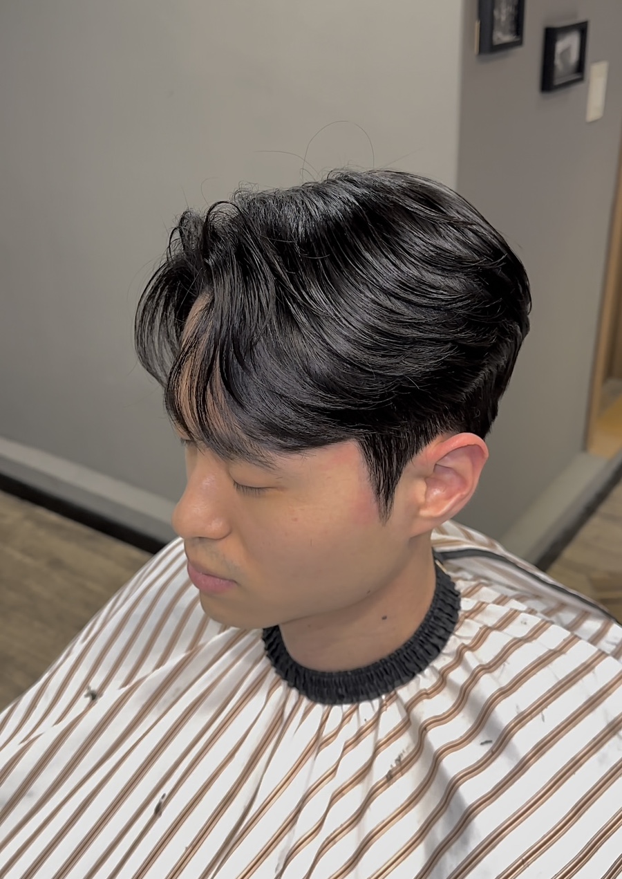 언이븐바버샵 이미지