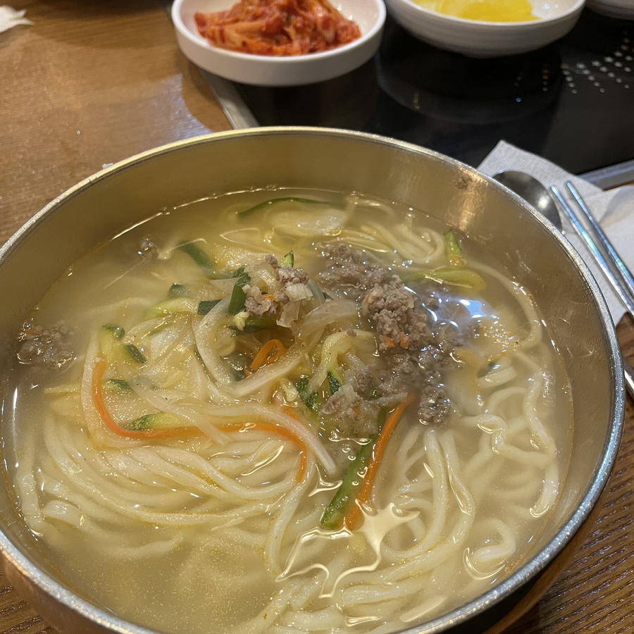 달인명동칼국수보쌈 이미지