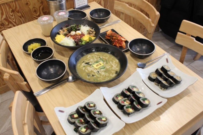 전복배말칼국수 이미지