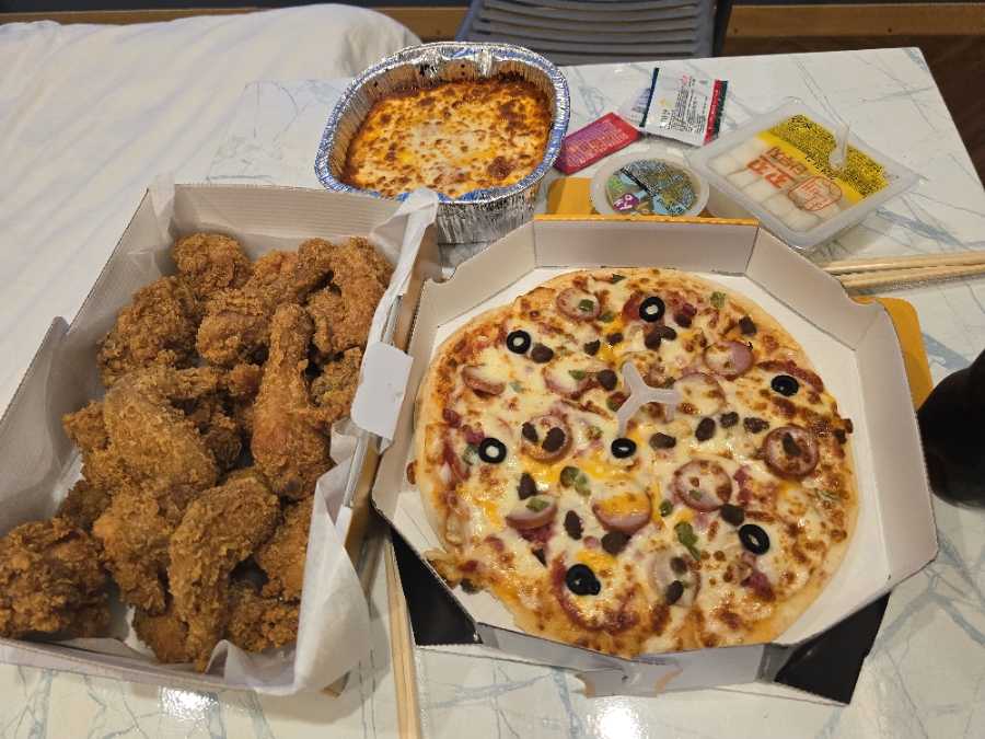 피자와치킨의러브레터 서귀포안덕점 사진 6