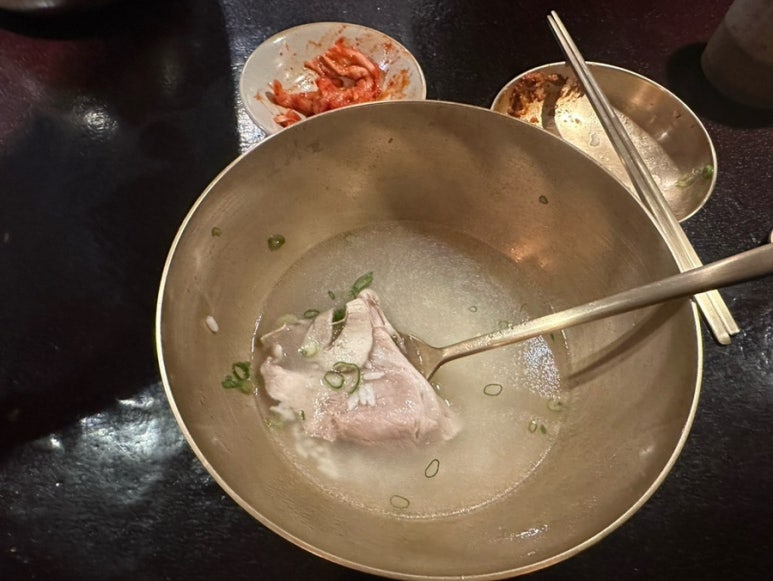 장수흙돼지 이미지