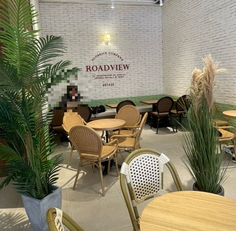 커피로드뷰 광주동명점 이미지