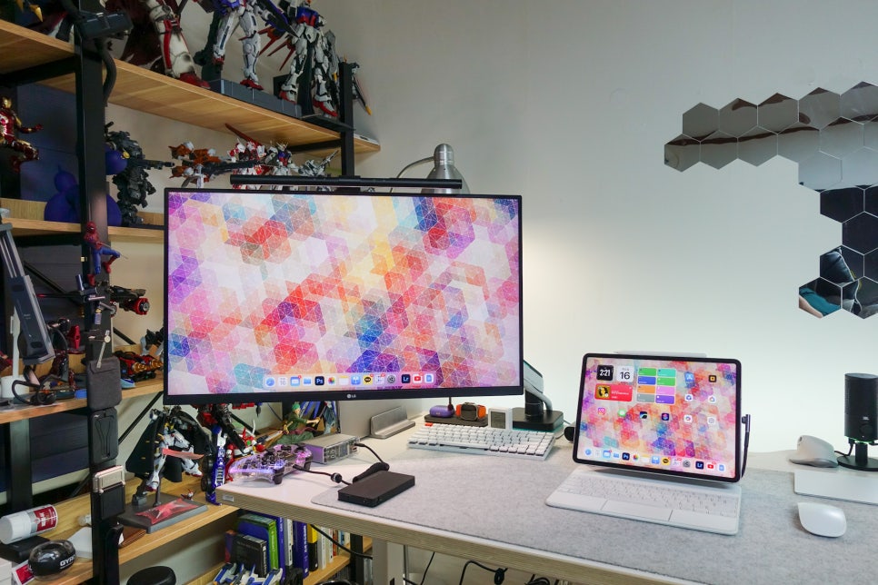카멜마운트 CGA1 고중량 모니터암 + MPK1 보강판으로 'LG 울트라 HD 4K 32인치와 아이패드프로 듀얼모니터 설정' 이미지 15