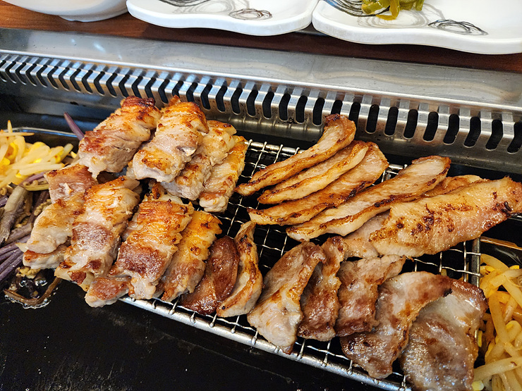 화돈화우김해 이미지