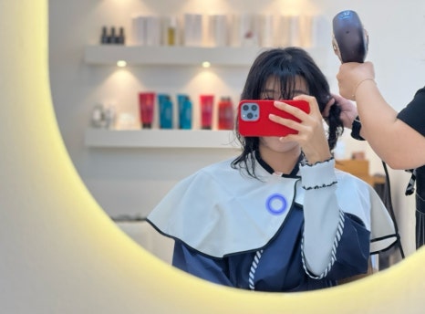 살롱드바이윤 이미지