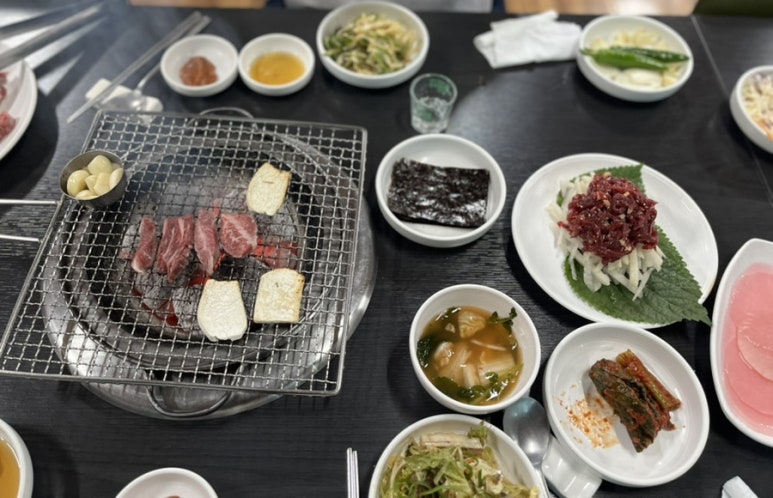 참나무숯불구이 이미지