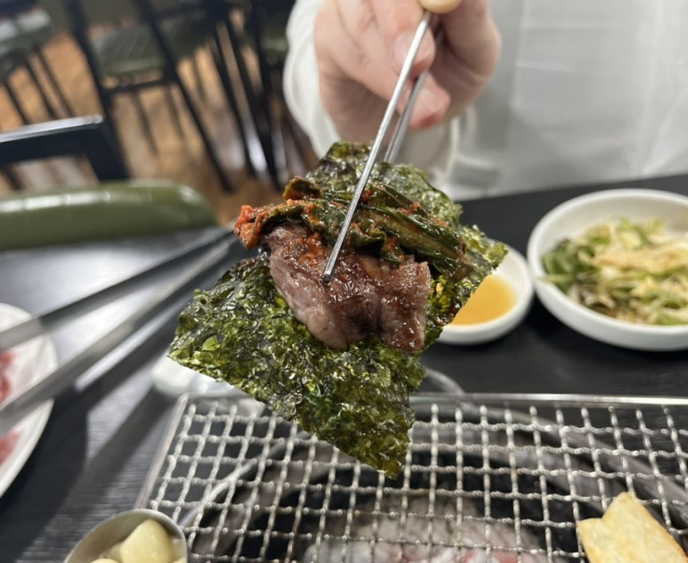 참나무숯불구이 이미지