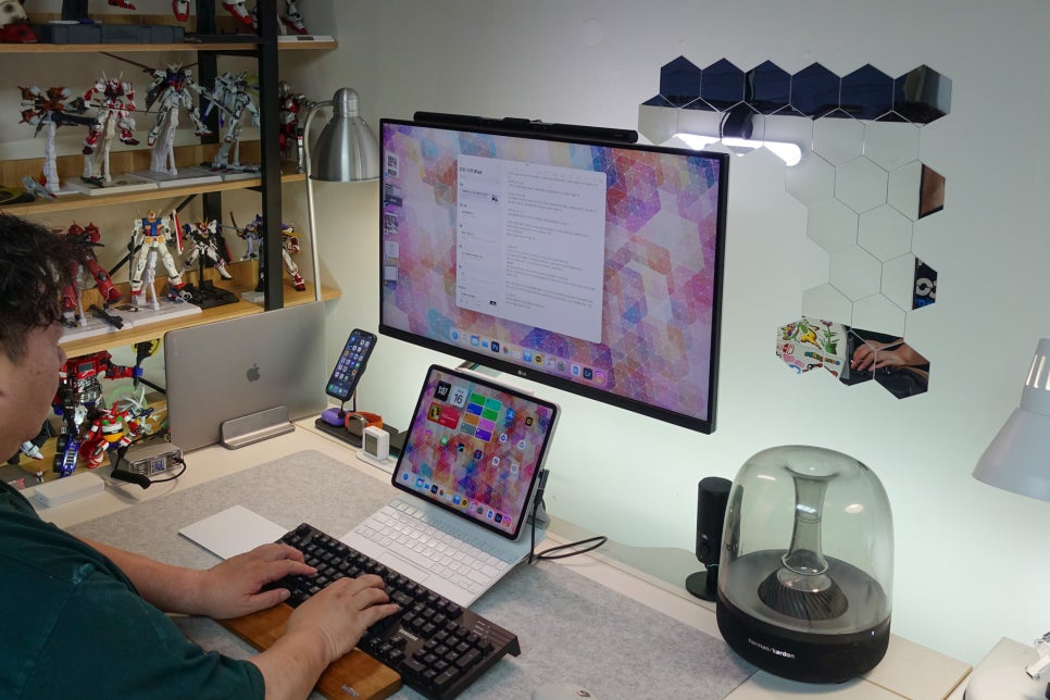 카멜마운트 CGA1 고중량 모니터암 + MPK1 보강판으로 'LG 울트라 HD 4K 32인치와 아이패드프로 듀얼모니터 설정' 이미지 17