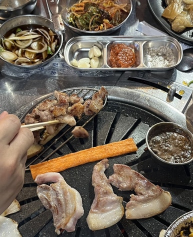 오늘잡은돼지 이미지
