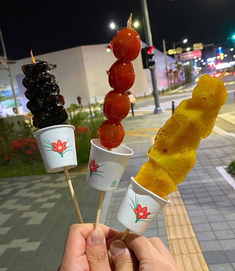 유니네 탕후루 이미지