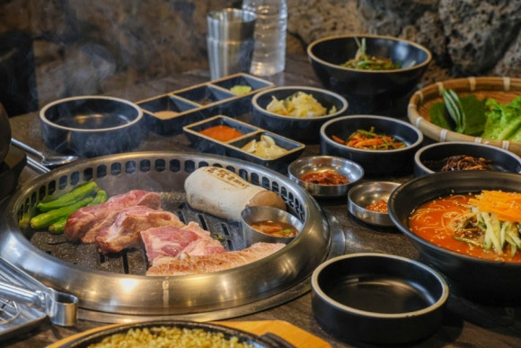돌담흑돼지중문 이미지