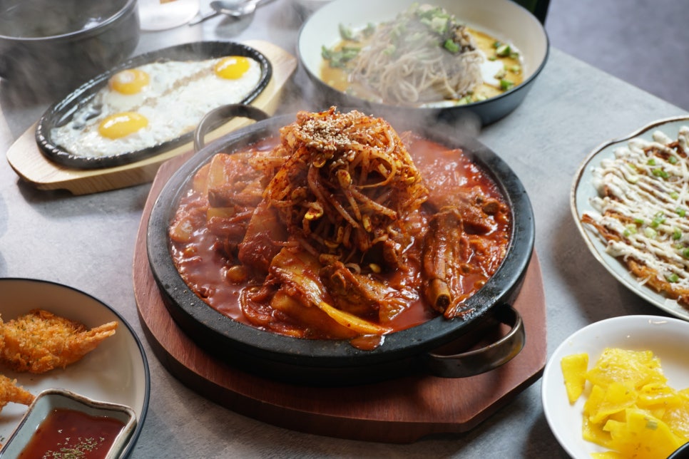 찐매운등갈비 이미지