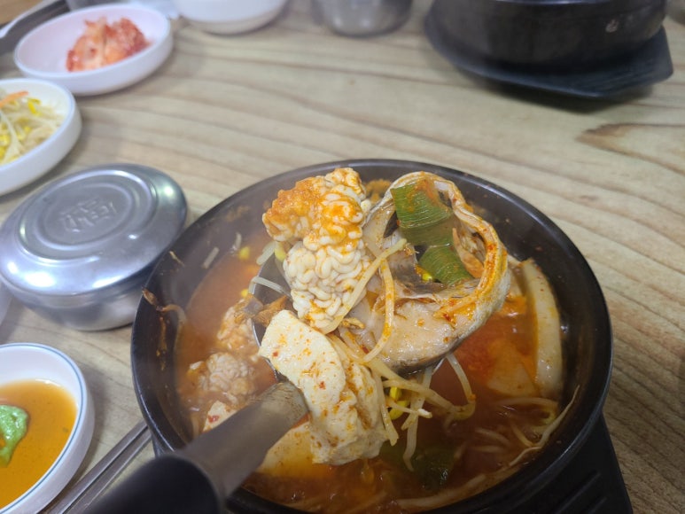 조춘식동태탕 이미지