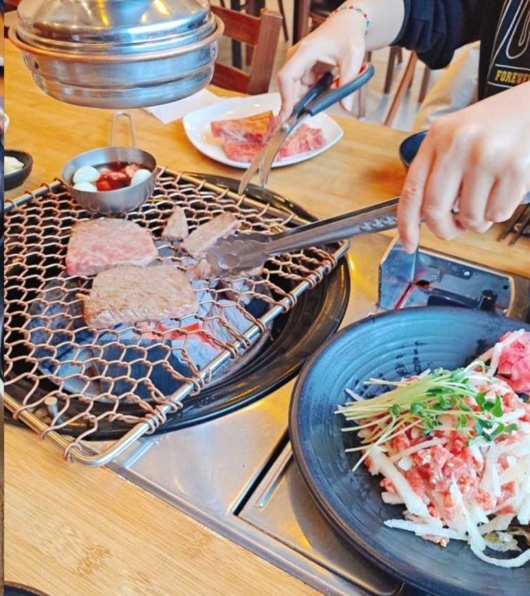 한우구이우화 이미지