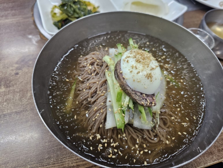 할매숯골냉면 이미지