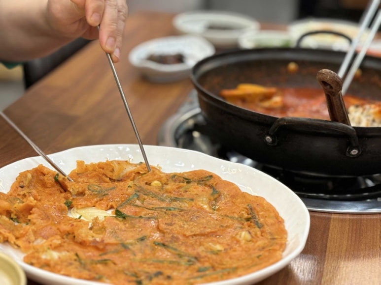 욱이양푼이동태탕 이미지