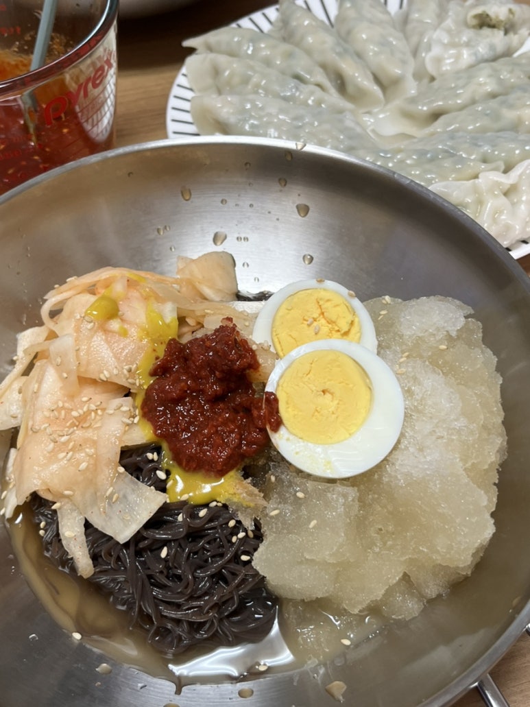 육각수칼국수 이미지