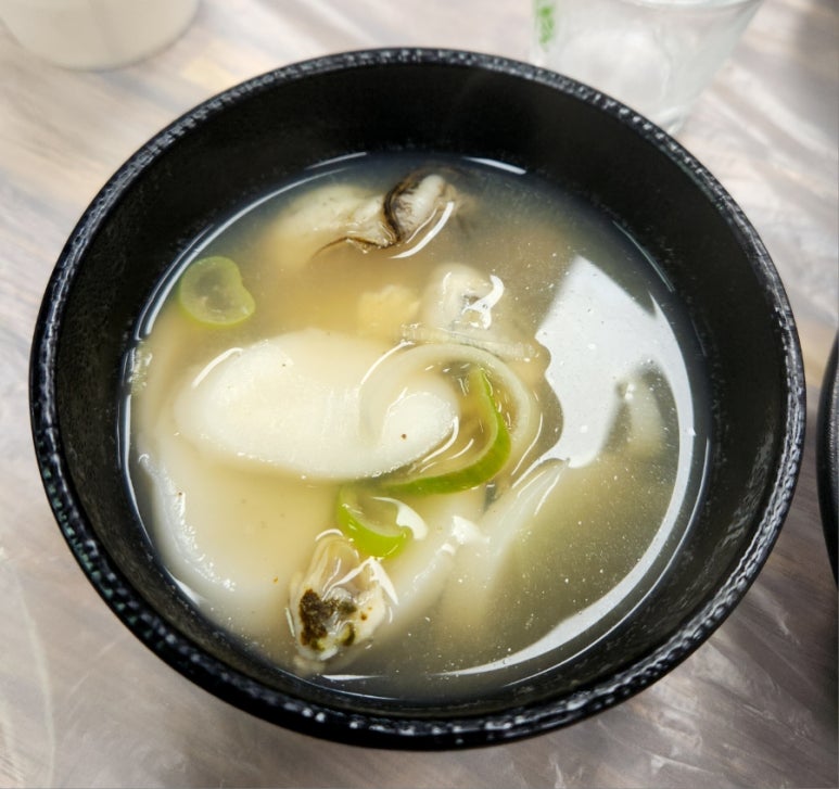 굴찌굴국밥전문점 이미지