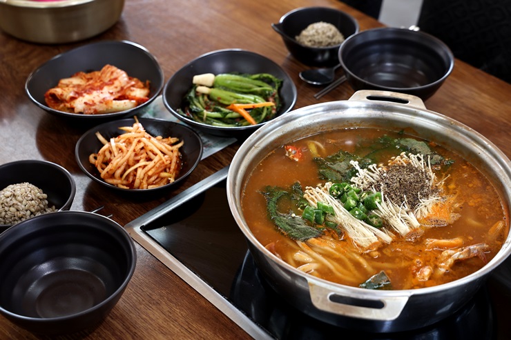 해안손칼국수 이미지