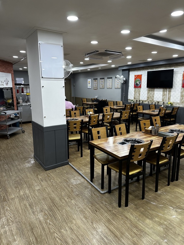 항아리얼큰이칼국수 이미지