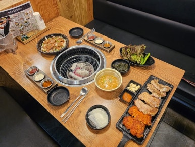 한근숯불닭갈비 이미지