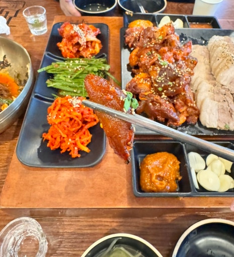 귀한족발역촌역점 이미지