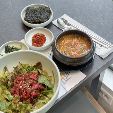 하선집한우불고기육회비빔밥전문점 이미지
