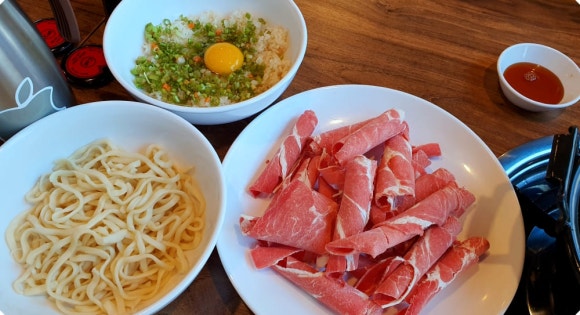 풍성한칼국수 이미지