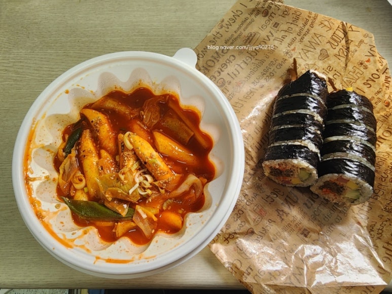 왕돈까스왕냉면서울대역점 이미지