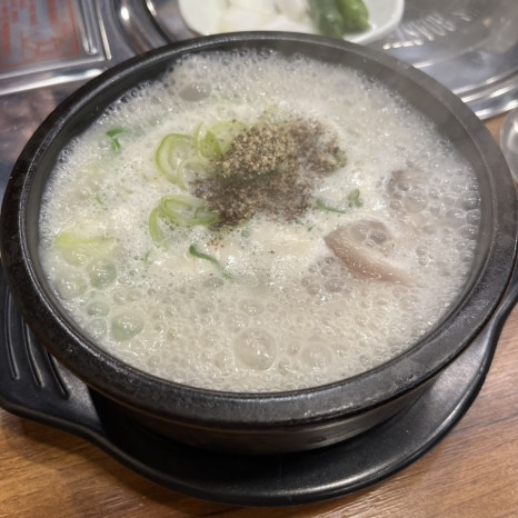 소문난 감자탕 뼈해장국 이미지