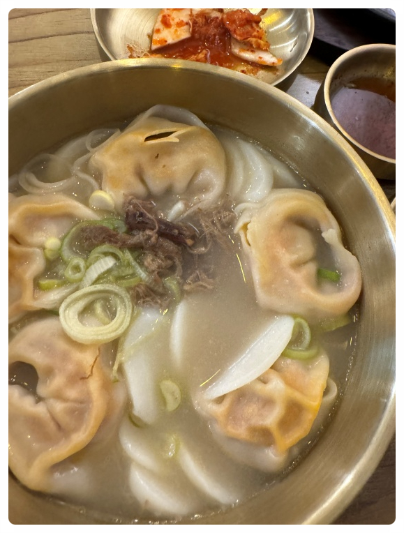엄마손만두 이미지