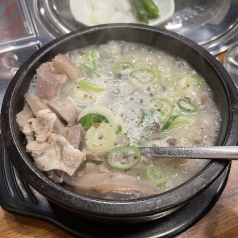 소문난 감자탕 뼈해장국 이미지