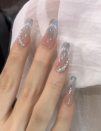 란 네일 이미지