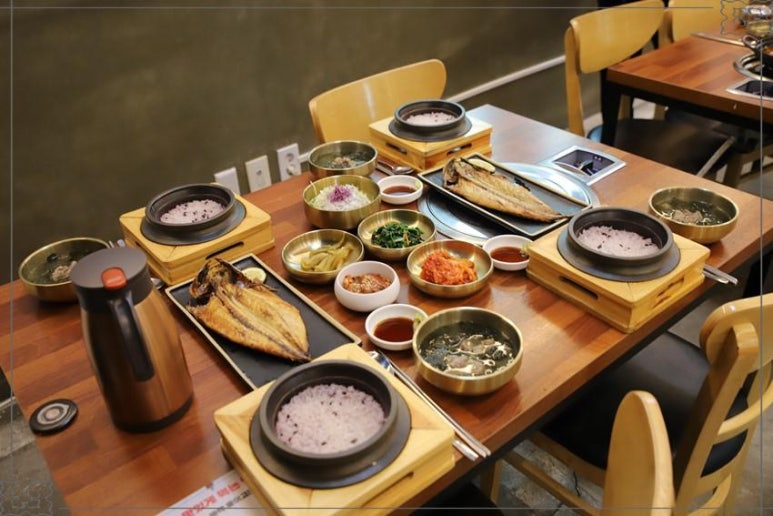 삼돌집 이미지