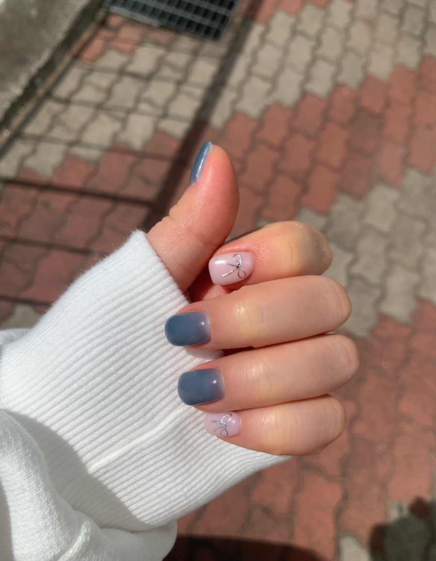 손톱칠 이미지