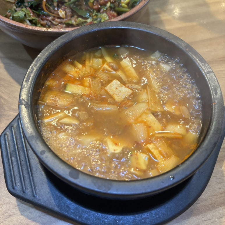 향촌동생고기육회 이미지