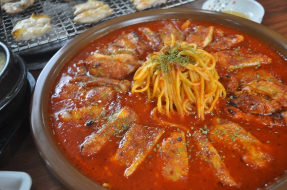 1960닭갈비 이미지