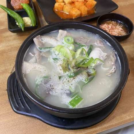 삼거리 사골 순대국 이미지