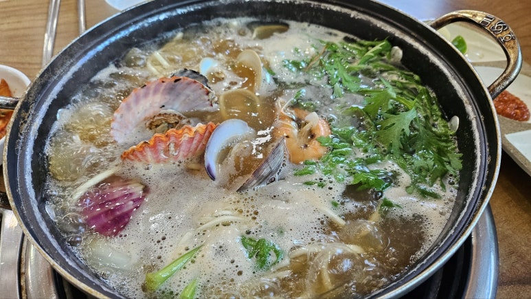통통칼국수 이미지