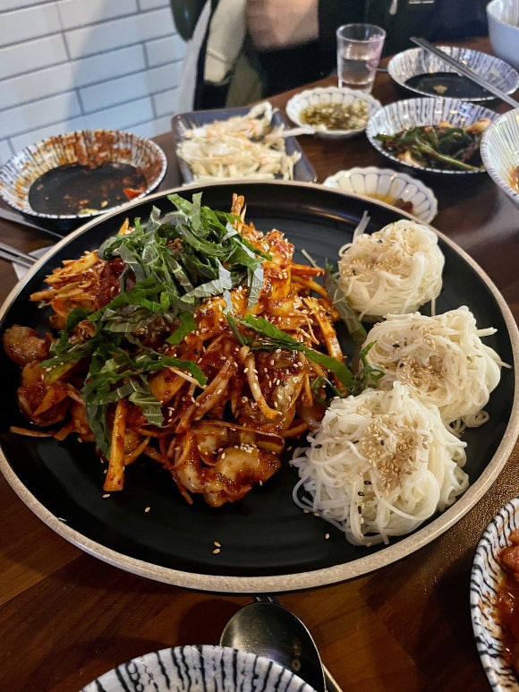 전복파는청년 이미지