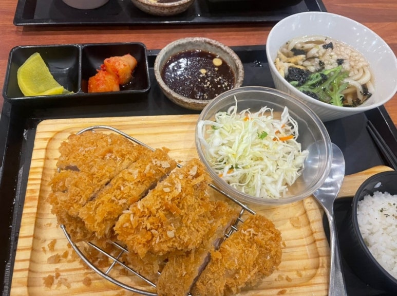 요시카츠 이미지