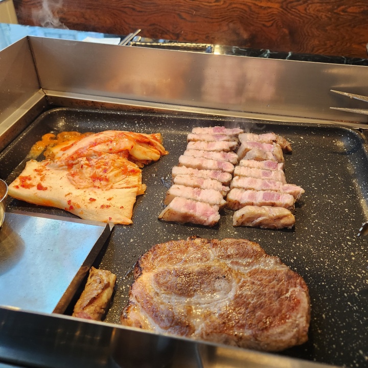 사상맛집사상금돼지 이미지
