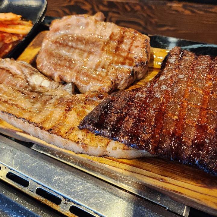 사상맛집사상금돼지 이미지