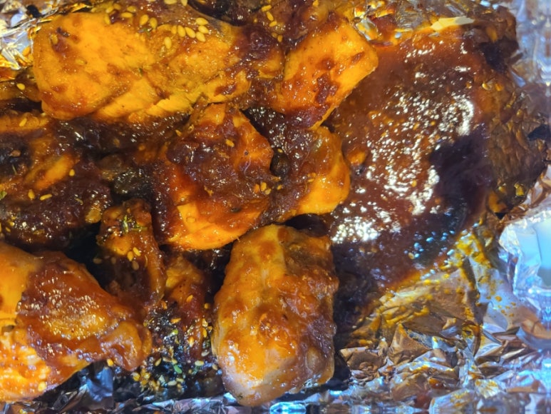 냠냠 숯불두마리치킨 함안점 이미지