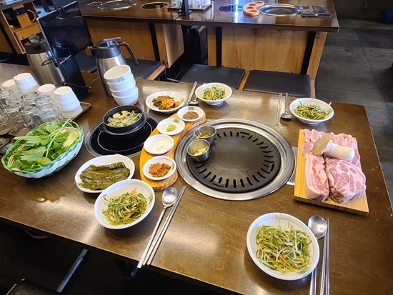 또먹어도돼지 이미지