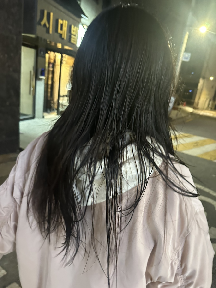 윤나는날 이미지