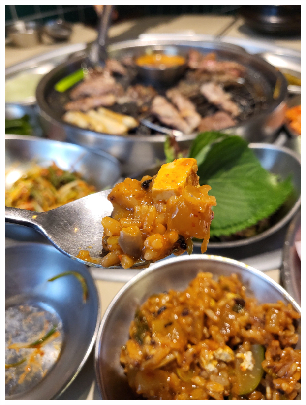 쟁반닭발 이미지
