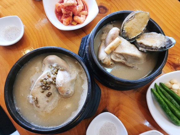 한방삼계탕 이미지